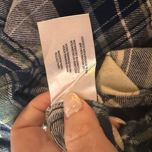 Gap women's long sleeve blue plaid relaxed fit button up shirt L - Picture 4 of 8